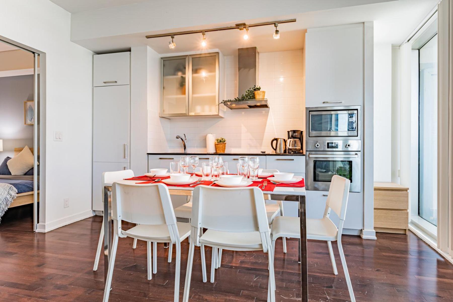 York Suites 5 Toronto Dış mekan fotoğraf